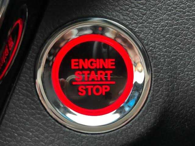 ホンダ ヴェゼル RS ホンダセンシング 東京都 2019(平31)年 6.8万km クリスタルブラックパール ワンオーナー/ホンダセンシング(安全運転支援システム)/純正SDインターナビ/フルセグTV/Bluetooth CD DVD AM FM/HDMI USB/バックカメラ/ハーフレザーシート/シートヒーター/アダプティブクルーズコントロール/衝突被害軽減ブレーキ/誤発進抑制機能/歩行者事故低減ステアリング/路外逸脱抑制機能/車線維持支援システム/プラズマクラスター付きオートエアコン/ETC/ドラレコ/SRSエアバッグ(ダブル＋サイド＋カーテン)/LEDヘッドランプ/スマートキー/スペアキー×1/保証書＆取扱説明書