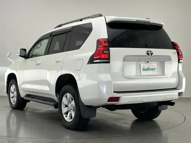 トヨタ ランドクルーザー プラド TX Lパッケージ 愛知県 2021(令3)年 4.7万km ホワイトパールクリスタルシャイン 社外９型ナビ　ムーンルーフ　モデリスタエアロ　禁煙　黒革　バックカメラ　シートヒーター　シートベンチレーション　ＥＴＣ　パワーシート　ＨＤＭＩ　ルーフレール　衝突軽減　追従クルコン　ＬＥＤオートライト　社外ツーイーター　オートハイビーム　ヘッドライトウォッシャー　純正アルミホイール　ルーフレール　