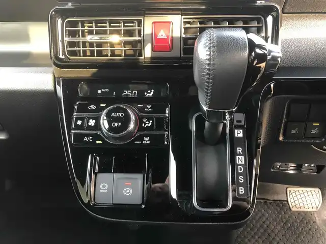 ダイハツ タント カスタム RS 福岡県 2022(令4)年 2.8万km ブラックマイカメタリック 9インチスマホ連携ディスプレイオーディオ/　フルセグTV/Bluetooth/HDMI/　Apple CarPlay/Android　Auto/社外前後録画ドライブレコーダーミラー/　（バルーチェII　No.5700）/アラウンドビューモニター/ハーフレザーシート/前席シートヒーター/アイドリングストップ/ウィンカーミラー/プッシュスタート/両側パワースライドドア/ETC/純正LEDヘッドライト/純正フロアマット/保証書/取扱説明書/スマートアシスト/・衝突警報機能（対車両・対歩行者）/・衝突回避支援ブレーキ機能（対車両・対歩行者）/・ブレーキ制御付誤発進抑制機能（前方・後方）/・車線逸脱警報機能/・車線逸脱抑制制御機能/・路側逸脱警報機能/・ふらつき警報/・先行車発進お知らせ機能/・標識認識機能/・全車速追従機能付ACC/　（アダプティブクルーズコントロール）/・LKC（レーンキープコントロール）/・AHB（オートハイビーム）/・ADB（アダプティブドライビングビーム）