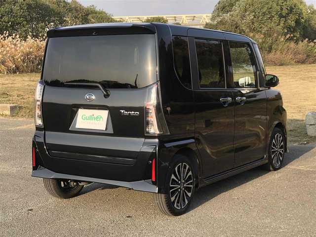 ダイハツ タント カスタム RS 福岡県 2022(令4)年 2.8万km ブラックマイカメタリック 9インチスマホ連携ディスプレイオーディオ/　フルセグTV/Bluetooth/HDMI/　Apple CarPlay/Android　Auto/社外前後録画ドライブレコーダーミラー/　（バルーチェII　No.5700）/アラウンドビューモニター/ハーフレザーシート/前席シートヒーター/アイドリングストップ/ウィンカーミラー/プッシュスタート/両側パワースライドドア/ETC/純正LEDヘッドライト/純正フロアマット/保証書/取扱説明書/スマートアシスト/・衝突警報機能（対車両・対歩行者）/・衝突回避支援ブレーキ機能（対車両・対歩行者）/・ブレーキ制御付誤発進抑制機能（前方・後方）/・車線逸脱警報機能/・車線逸脱抑制制御機能/・路側逸脱警報機能/・ふらつき警報/・先行車発進お知らせ機能/・標識認識機能/・全車速追従機能付ACC/　（アダプティブクルーズコントロール）/・LKC（レーンキープコントロール）/・AHB（オートハイビーム）/・ADB（アダプティブドライビングビーム）