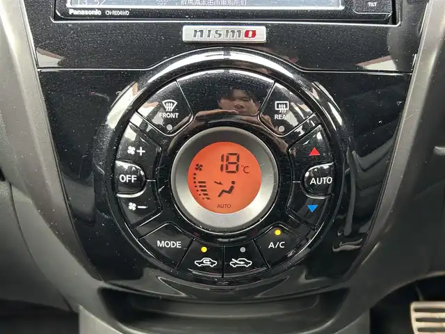 日産 ノート ニスモS 群馬県 2018(平30)年 8万km スーパーブラック 5MT車/純正SDナビ/（CD/DVD/SD/Bluetooth/MSV）/フルセグテレビ/ドライブレコーダー/プッシュスタート/HKSダウンサス/LEDヘッドランプ/専用リアスポイラー/純正17インチアルミホイール/nisumoスポーツシート