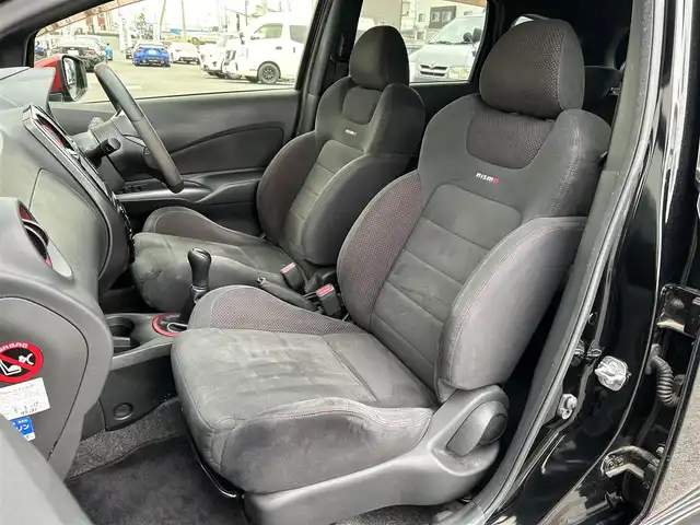 日産 ノート ニスモS 群馬県 2018(平30)年 8万km スーパーブラック 5MT車/純正SDナビ/（CD/DVD/SD/Bluetooth/MSV）/フルセグテレビ/ドライブレコーダー/プッシュスタート/HKSダウンサス/LEDヘッドランプ/専用リアスポイラー/純正17インチアルミホイール/nisumoスポーツシート