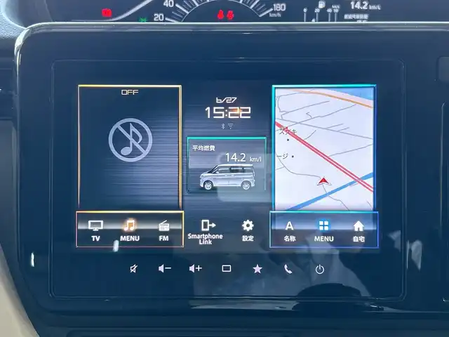 スズキ ソリオ HV MZ 和歌山県 2023(令5)年 2.3万km ピュアホワイトP 純正9インチナビ/フルセグTV/Bluetooth/CD/DVD/USB/アラウンドビューモニター/ETC/衝突軽減カメラ/車線逸脱防止機能/コーナーセンサー/レーダークルーズコントロール/HUD（ヘッドアップディスプレイ）/両側パワースライドドア/革巻きステアリング/ステアリングスイッチ/前席シートヒーター/リアドアサンシェード/後席サーキュレーター/LEDヘッドライト/フォグランプ/オートライト/電動格納ミラー/フルオートエアコン/アイドリングストップ/社外15インチAW/ドアバイザー/純正フロアマット/プッシュスタート/スマートキー