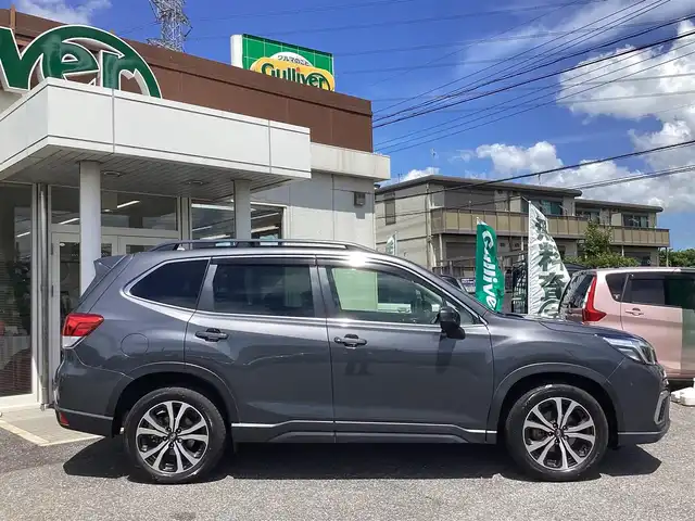 スバル フォレスター プレミアム 千葉県 2020(令2)年 4.8万km マグネタイトグレーメタリック ワンオーナー/レザーシート/　前席シートヒーター/TV/CD/MS/BT/バックカメラ/パワーシート前席/ETC/取扱説明書/保証書