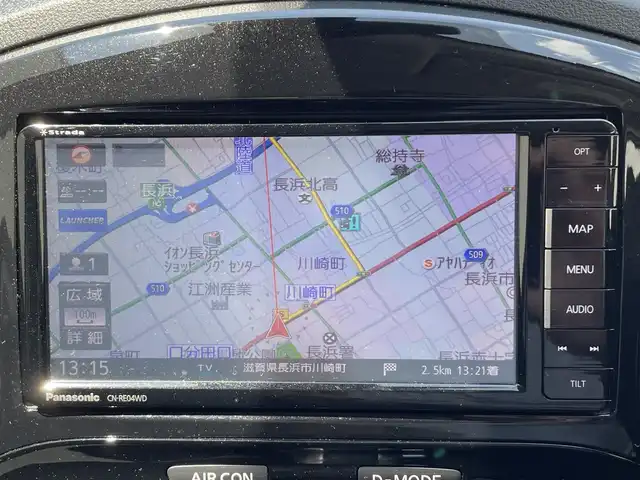 日産 ジューク 15RX Vセレクション 滋賀県 2018(平30)年 2.8万km スーパーブラック ガソリン/2WD/CVT/7インチナビ　【CN-RE04WD】/【FM/AM/CD/DVD/TVフルセグ/USB/Bluetooth】/バックカメラ/プリクラッシュ/レーンキープアシスト/横滑り防止装置/電動格納ミラー/アイドリングストップ/革巻きステアリング/ステアリングスイッチ/オートライト/キセノンヘッドライト/フロントフォグ/パワーウインドウ/パワーステアリング/プッシュスタート/スマートキー