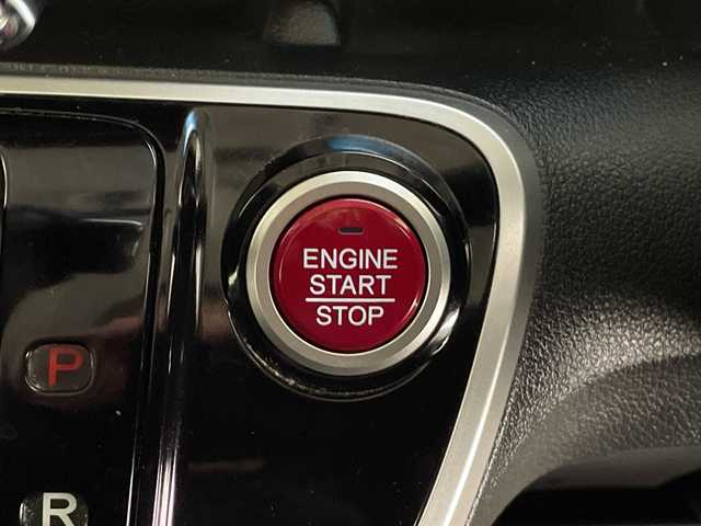 ホンダ Ｎ ＢＯＸ カスタム SSブラックSパッケージ 長野県 2016(平28)年 5.9万km プレミアムベルベットパープル・パール 純正メモリナビ（型番：VXM-174CSi）/（ワンセグTV＆CD＆USB＆BL＆SD＆iPod＆FM・AM）/バックカメラ/両側パワースライドドア/衝突被害軽減システム/盗難防止装置/ビルトインETC/シートヒーター（前席）/純正フロアマット/13インチ社外アルミホイール/オートライト/フォグランプ/アイドリングストップ/２列目サンシェード/ドアバイザー/スマートキー