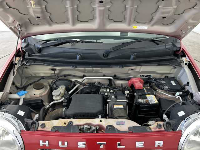 スズキ ハスラー G ターボ 三重県 2015(平27)年 4.8万km フェニックスレッドパール/ブルーイッシュブラックパール /レーダーブレーキサポート//社外ディスプレイオーディオ//シートヒーター//ETC//ターボ車//アイドリングストップ//オートエアコン//純正フロアマット//ドアバイザー//シートカバー//スマートキー//プッシュスタート