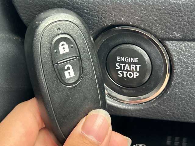 スズキ ハスラー G ターボ 三重県 2015(平27)年 4.8万km フェニックスレッドパール/ブルーイッシュブラックパール /レーダーブレーキサポート//社外ディスプレイオーディオ//シートヒーター//ETC//ターボ車//アイドリングストップ//オートエアコン//純正フロアマット//ドアバイザー//シートカバー//スマートキー//プッシュスタート