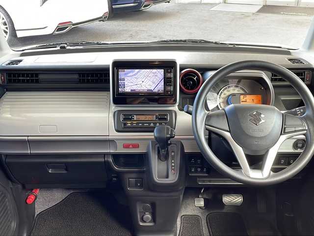 スズキ スペーシア HYBRID X 徳島県 2018(平30)年 5.6万km ピュアホワイトP ワンオーナー車/社外ナビ/ (AVIC-RWS901)/フルセグTV/Bluetooth/CD/DVD/AUX/両側パワースライドドア/クリアランスソナー/アイドリングストップ/ETC/衝突軽減防止ブレーキ/リアサンシェード/純正フロアマット/純正ドアバイザー/電格ウィンカーミラー/ISOFIX/禁煙車