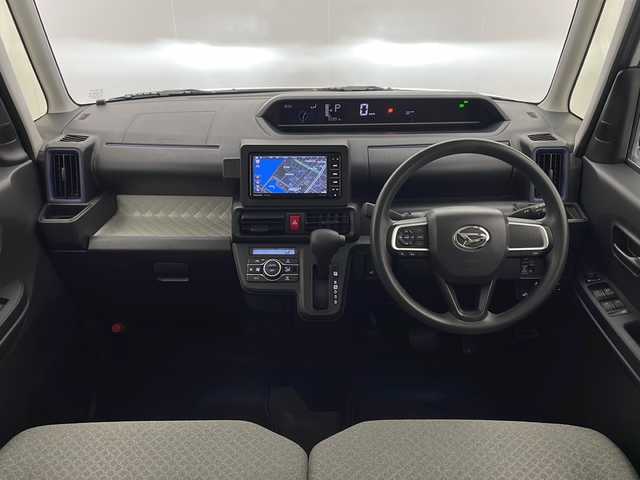 ダイハツ タント X 宮崎県 2022(令4)年 3.3万km シャイニングホワイトパール スマートアシスト３/〇衝突警報機能／衝突回避支援ブレーキ機能（対車両・対歩行者）/〇車線逸脱警報機能/〇誤発進抑制制御機能/〇オートマチックハイビーム/〇先行車発進お知らせ機能/〇コーナーセンサー/社外7インチSDナビ/フルセグTV/CD/DVD/Bluetooth/バックカメラ/片側パワースライドドア/LEDヘッドライト/アイドリングストップ/ETC/スマートキー×2