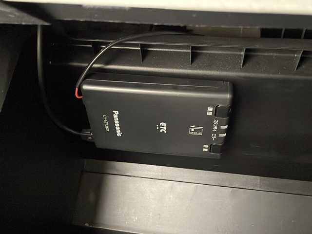 ダイハツ タント X 宮崎県 2022(令4)年 3.3万km シャイニングホワイトパール スマートアシスト３/〇衝突警報機能／衝突回避支援ブレーキ機能（対車両・対歩行者）/〇車線逸脱警報機能/〇誤発進抑制制御機能/〇オートマチックハイビーム/〇先行車発進お知らせ機能/〇コーナーセンサー/社外7インチSDナビ/フルセグTV/CD/DVD/Bluetooth/バックカメラ/片側パワースライドドア/LEDヘッドライト/アイドリングストップ/ETC/スマートキー×2