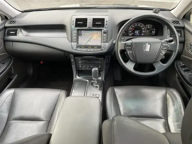 トヨタ クラウン アスリート Gパッケージ 新潟県 2009(平21)年 10.4万km ダークブルーマイカ サンルーフ/純正ホイール18インチ夏タイヤ装着/メモリナビ/ワンセグテレビ/バックカメラ/ウィンカーミラー/クルーズコントロール/ドアバイザー/プッシュスタート/イージークローザー/ETC/シートメモリー/運転助手席シートメモリー/全席パワーシート/全席シートヒーター/ハンズフリー/純正フロアマット/サンシェード/カードキー1個