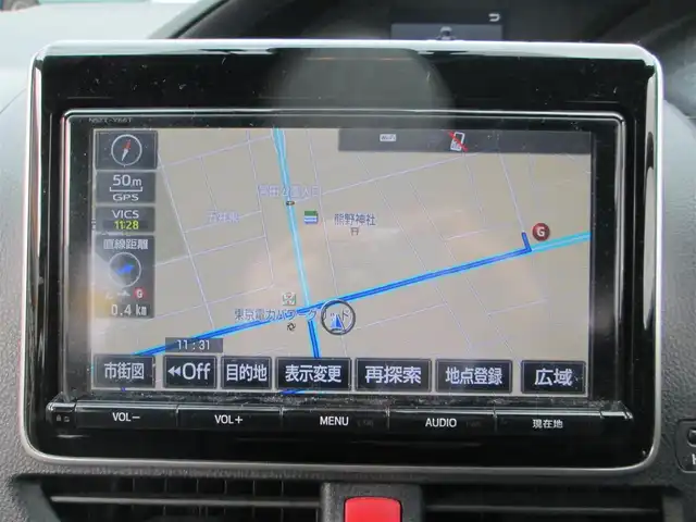 トヨタ ノア ハイブリッド Si 千葉県 2017(平29)年 14.5万km ホワイトパールクリスタルシャイン ワンオーナー/純正9型ナビ、フルセグTV/バックカメラ/オーディオ【CD/DVD/SD/BT】/純正12型フリップダウンモニター/トヨタセーフティセンス/両側パワースライドドア/LEDヘッドライト&LEDフォグ/純正16インチアルミホイール/ウィンカードアミラー/前席シートヒーター/トランクイージークローザー/前方ドライブレコーダー/ビルトインETC/記録簿H30-R6年毎年トヨタ有り/保証書/取説/ナビ説/スペアキー