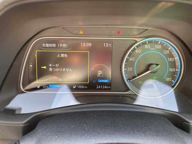 日産 リーフ e+ X 福岡県 2022(令4)年 2.5万km ゴールド 純正メモリナビ/（フルセグ/Bluetooth/USB/AndoroidAuto）/純正ディスプレイオーディオ/アラウンドビューモニター/ビルトインETC2.0/純正ドライブレコーダー/インテリジェントルームミラー/社外サブウーファー/プロパイロット/BSM/LKA/ACC/エマージェンシーブレーキ/コーナーセンサー/ステアリングヒーター/シートヒーター（全席）/LEDヘッドライト/LEDフォグ/オートハイビーム/社外18インチアルミホイール/シートカバー