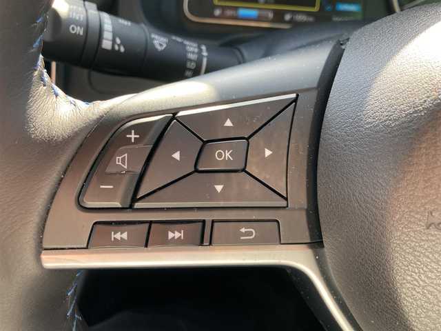 日産 リーフ e+ X 福岡県 2022(令4)年 2.5万km ゴールド 純正メモリナビ/（フルセグ/Bluetooth/USB/AndoroidAuto）/純正ディスプレイオーディオ/アラウンドビューモニター/ビルトインETC2.0/純正ドライブレコーダー/インテリジェントルームミラー/社外サブウーファー/プロパイロット/BSM/LKA/ACC/エマージェンシーブレーキ/コーナーセンサー/ステアリングヒーター/シートヒーター（全席）/LEDヘッドライト/LEDフォグ/オートハイビーム/社外18インチアルミホイール/シートカバー