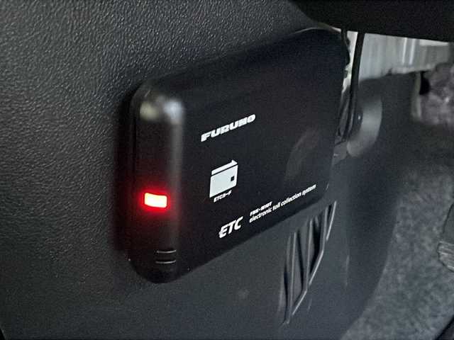 ダイハツ ムーヴ キャンバス X LTD メイクアッフ SA Ⅱ 徳島県 2017(平29)年 4.6万km パールホワイトⅢ/スムースグレーマイカメタリック 2トーン スマートアシストII/純正オーディオ　CUK-W66D/（DISC/USB/AUX/ラジオ）/エンジンスターター/両側電動スライドドア/ETC/スペアキー/スマートキー/純正フロアマット/LEDヘッドライト/フォグライト/オートライト/電動格納ミラー/ISO FIX/新車時保証書