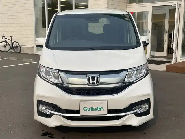 ホンダ ステップワゴン スパーダ アドバンスパッケージ β 道央・札幌 2016(平28)年 2.2万km ホワイトオーキッドパール ワンオーナー/ホンダセンシング/・衝突軽減ブレーキ〈CMBS〉/・アダプティブクルーズコントロール〈ACC〉/・車線維持支援システム〈LKAS〉/・路外逸脱抑制機能/・誤発進抑制機能/・先行車発進お知らせ機能/・標識認識機能/純正ナビ【VXM-165VFNi】/フルセグTV/CD/DVD/Bluetooth/SD/USB/バックカメラ/クルーズコントロール/わくわくゲート/両側パワースライドドア /純正16インチアルミホイール/社外16インチアルミホイールスタッドレス積み込み/LEDヘッドライト/フォグランプ/ビルトインETC/スマートキー2本/純正エンジンスターター/ステアリングリモコン