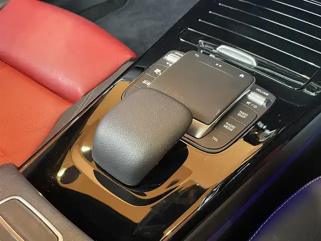 メルセデス・ベンツ ＣＬＡ２００ｄ 愛知県 2021(令3)年 3.2万km コスモスブラック パナメリカーナグリル/サンルーフ/レザーエクスクルーシブパッケージ/黒赤革シート/HUD/360カメラ/ナビ/TV/Bluetooth/シートヒーター/パワーシート/ACC/LKA/BSM/オートハイビーム/アンビエントライ/ETC