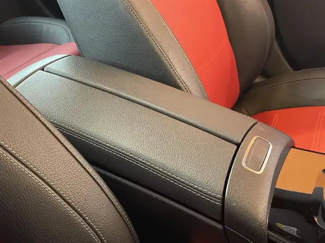 メルセデス・ベンツ ＣＬＡ２００ｄ 愛知県 2021(令3)年 3.2万km コスモスブラック パナメリカーナグリル/サンルーフ/レザーエクスクルーシブパッケージ/黒赤革シート/HUD/360カメラ/ナビ/TV/Bluetooth/シートヒーター/パワーシート/ACC/LKA/BSM/オートハイビーム/アンビエントライ/ETC