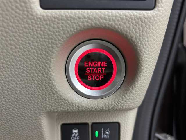 ホンダ Ｎ ＢＯＸ G EX ホンダセンシング 福岡県 2019(令1)年 6.5万km プレミアムアガットブラウンP 社外ナビ（ＢＴ，フルセグＴＶ）　/バックカメラ　/ビルトインＥＴＣ　/レーダー探知機　/アダプティブクルコン　/ホンダセンシング　/衝突被害軽減ブレーキ　/レーンキープ　/先行車発進お知らせ　/標識認識機能　/ステアリングリモコン　/片側電動スライドドア