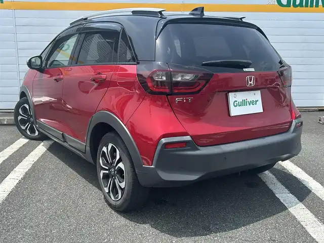 ホンダ フィット クロスター 埼玉県 2020(令2)年 2.5万km プレミアムクリスタルレッドM ワンオーナー/SDナビ/フルセグテレビ/バックカメラ/アイドリングストップ/クルーズコントロール/ルーフレール/ドアバイザー/プッシュスタート/ETC/オートライト/ABS/PS/PW/エアバッグ（ダブル＋サイド）/ベンチシート