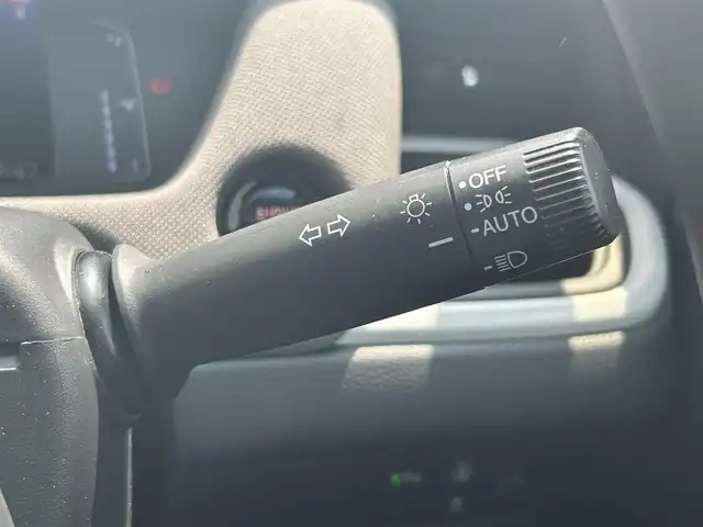 ホンダ フィット クロスター 埼玉県 2020(令2)年 2.5万km プレミアムクリスタルレッドM ワンオーナー/SDナビ/フルセグテレビ/バックカメラ/アイドリングストップ/クルーズコントロール/ルーフレール/ドアバイザー/プッシュスタート/ETC/オートライト/ABS/PS/PW/エアバッグ（ダブル＋サイド）/ベンチシート