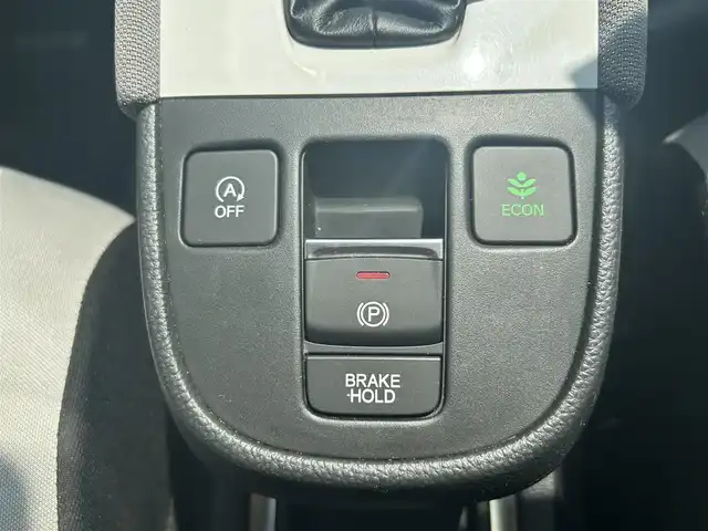 ホンダ フィット クロスター 埼玉県 2020(令2)年 2.5万km プレミアムクリスタルレッドM ワンオーナー/SDナビ/フルセグテレビ/バックカメラ/アイドリングストップ/クルーズコントロール/ルーフレール/ドアバイザー/プッシュスタート/ETC/オートライト/ABS/PS/PW/エアバッグ（ダブル＋サイド）/ベンチシート