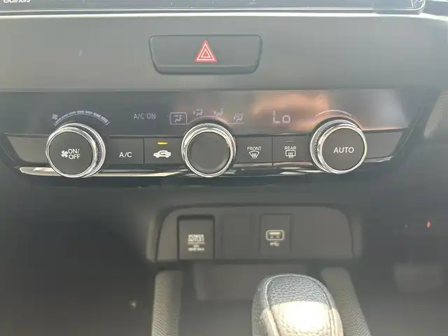 ホンダ フィット クロスター 埼玉県 2020(令2)年 2.5万km プレミアムクリスタルレッドM ワンオーナー/SDナビ/フルセグテレビ/バックカメラ/アイドリングストップ/クルーズコントロール/ルーフレール/ドアバイザー/プッシュスタート/ETC/オートライト/ABS/PS/PW/エアバッグ（ダブル＋サイド）/ベンチシート