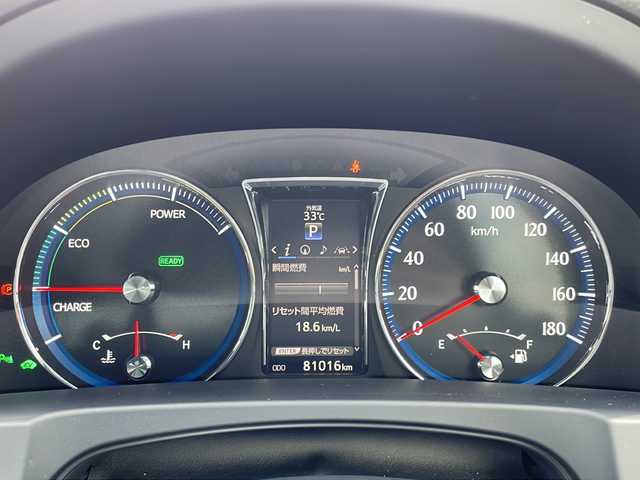トヨタ クラウン ハイブリッド アスリートS 福岡県 2015(平27)年 8.1万km ホワイトパールクリスタルシャイン ・サンルーフ/・純正メーカーナビ　フルセグ　DVD再生/・純正バックカメラ/・純正１７インチアルミホイル/・スマートキー/・ETC車載機/・純正フロアマット/・純正ドアバイザー/・クルーズコントロール追従走行有/・純正17インチアルミホイル/・サイドエアバック/・コーナーセンサー