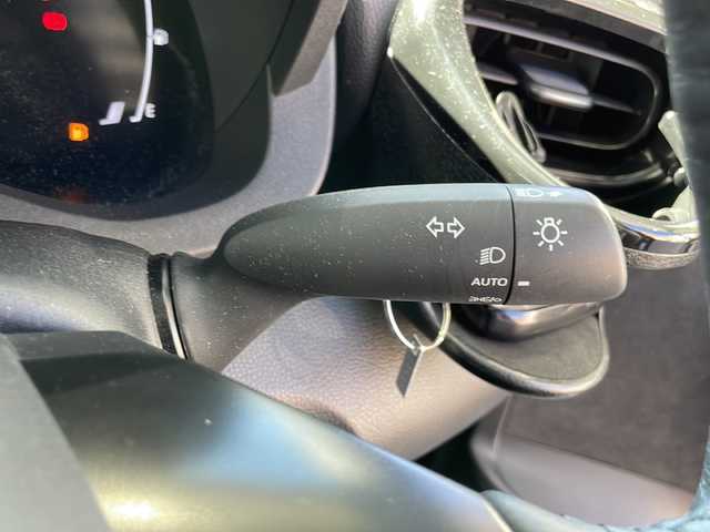 トヨタ ヤリスクロス Z 高知県 2024(令6)年 3万km ブラックマイカ 純正８インチナビ/パノラマモニター/Bluetooth/フルセグTV/前後ドラレコ/ETC/トヨタセーフティセンス/・BSM/・レーダークルーズ/・衝突軽減ブレーキ/・オートマチックハイビーム/パワーシート/シートヒーター/ステアリングヒーター/HDMI/LEDヘッドライト/ハーフレザー/スペアキーあり