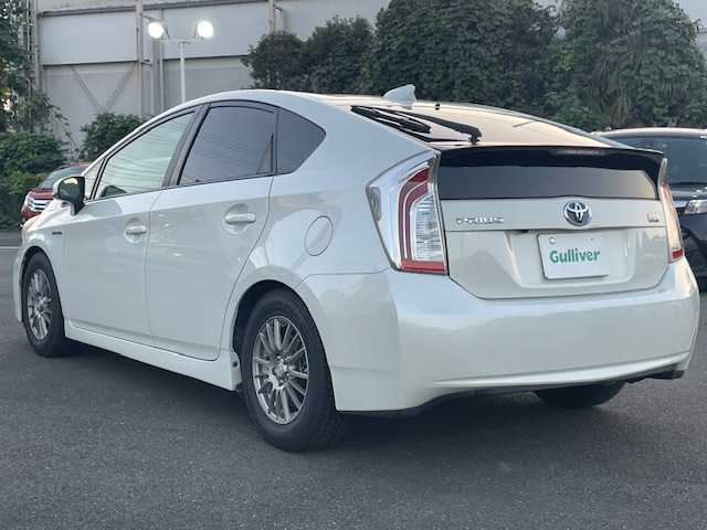 トヨタ プリウス G ツーリングセレクション 静岡県 2012(平24)年 8.8万km ホワイトパールクリスタルシャイン 社外KENWOODナビ（Bluetooth/CD/DVD)/バックカメラ/クルーズコントロール/ETC/LEDヘッドライト/オートライト/横滑り防止装置/ウィンカーミラー/電動格納ミラー/プッシュスタート/社外15inAW/トノカバー/ドアバイザー/スペアキー１/ノーマルサス積載/保証書/取扱説明書