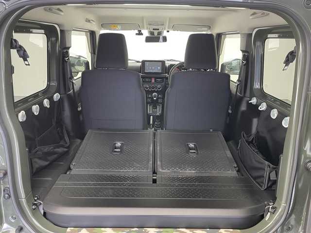 スズキ ジムニー XC 愛知県 2019(令1)年 4万km ジャングルグリーン 社外８型ナビ　バックカメラ　禁煙車　シートヒーター　フルセグＴＶ　Ｂｌｕｅｔｏｏｔｈ　ＤＶＤ　ドラレコ　ＥＴＣ　デュアルセンサーブレーキ　衝突軽減　クルコン　ＬＥＤオートライト　フォグ　フロアマット