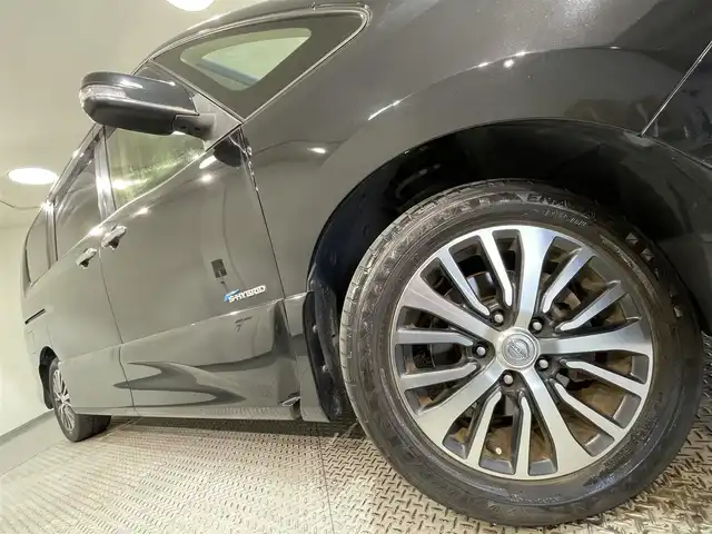 日産 セレナ ハイウェイスター Sハイブリッド 愛知県 2014(平26)年 8万km ダイヤモンドブラック 純正ＳＤナビ　/(Bluetooth/フルセグTV/SD/CD・DVD再生/iPod)/純正フリップダウンモニター　/両側パワースライドドア　/ビルトインＥＴＣ　/レザー調シートカバー　/バックカメラ　/ドライブレコーダー　/ＬＥＤヘッドライト　/クルーズコントロール　/フォグランプ/純正15インチアルミホイール/純正フロアマット/プッシュスタート/　　-スマートキー