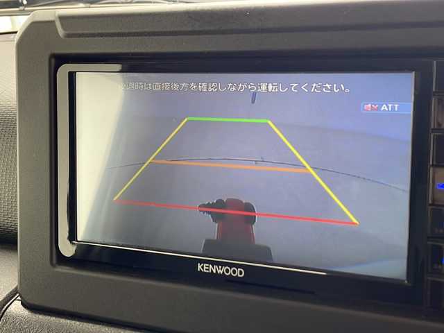 スズキ ジムニー XL 千葉県 2023(令5)年 5.5万km ジャングルグリーン 衝突被害軽減システム/レーンキープアシスト/社外メモリナビ/　Bluetooth/CD/DVD/フルセグTV/USB入力端子/バックカメラ/純正ビルトインETC2.0/シートヒーター（D/N席）/ヒッチメンバー/マッドガード/社外ツィーター/LEDヘッドライト/オートライト/純正16インチアルミホイール/背面タイヤ/４WD