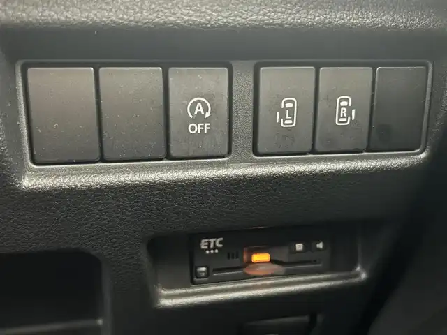 スズキ スペーシア カスタム HYBRID XS 埼玉県 2020(令2)年 10.4万km ブルーイッシュブラックパール3 ワンオーナー/スズキセーフティサポート/純正ナビ（フルセグTV/AM/FM/BT）/B/F/S/全方位カメラ/レーンキープアシスト/両側電動スライドドア/純正フロアマット/純正15インチアルミホイール/コーナーセンサー後/ハーフレザーシート/シートヒーター(D)/HUD/純正LEDヘッドライト/純正LEDフォグランプ/純正ドアバイザー/ビルトインETC/ドライブレコーダー（前）/革巻きステアリング/ステアリングスイッチ/アイドリングストップ機能/電動格納ミラー/ウィンカーミラー/スマートキー/プッシュスタートボタン/車両取扱説明書/保証書