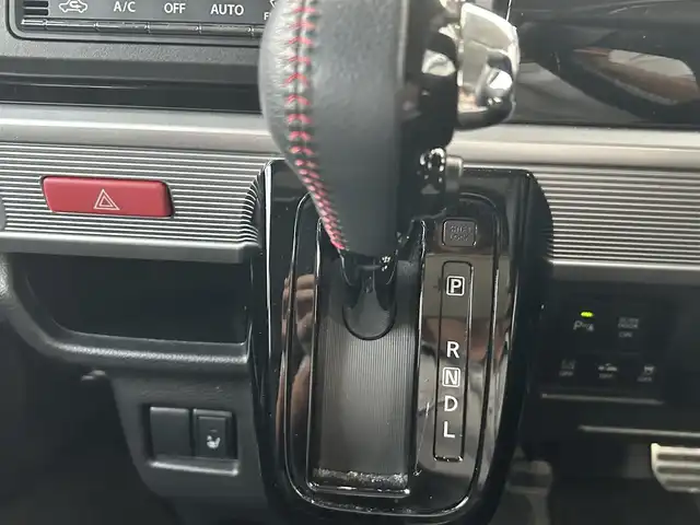 スズキ スペーシア カスタム HYBRID XS 埼玉県 2020(令2)年 10.4万km ブルーイッシュブラックパール3 ワンオーナー/スズキセーフティサポート/純正ナビ（フルセグTV/AM/FM/BT）/B/F/S/全方位カメラ/レーンキープアシスト/両側電動スライドドア/純正フロアマット/純正15インチアルミホイール/コーナーセンサー後/ハーフレザーシート/シートヒーター(D)/HUD/純正LEDヘッドライト/純正LEDフォグランプ/純正ドアバイザー/ビルトインETC/ドライブレコーダー（前）/革巻きステアリング/ステアリングスイッチ/アイドリングストップ機能/電動格納ミラー/ウィンカーミラー/スマートキー/プッシュスタートボタン/車両取扱説明書/保証書