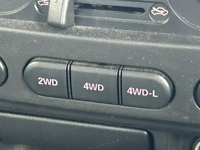 スズキ ジムニー ランドベンチャー 静岡県 2007(平19)年 5.3万km ブルーイッシュブラックパール3 CDオーディオ（FM/AM/CD/MD）/ETC/D席シートヒーター/ヘットライトレベライザー/純正フロアマット/純正マッドガード/電動格納ミラー/ドアバイザー/純正16インチAW