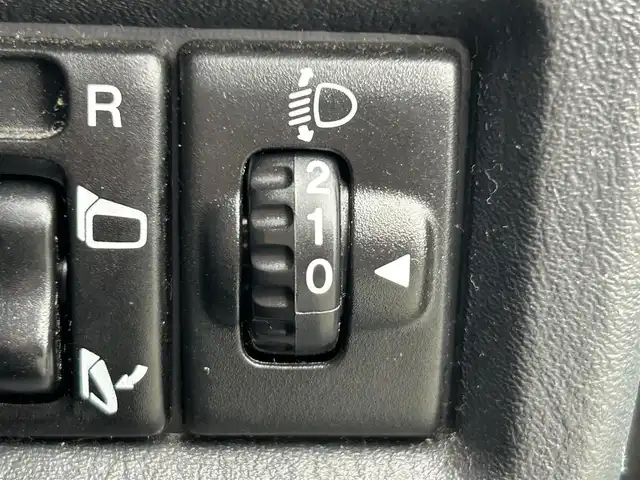 スズキ ジムニー ランドベンチャー 静岡県 2007(平19)年 5.3万km ブルーイッシュブラックパール3 CDオーディオ（FM/AM/CD/MD）/ETC/D席シートヒーター/ヘットライトレベライザー/純正フロアマット/純正マッドガード/電動格納ミラー/ドアバイザー/純正16インチAW