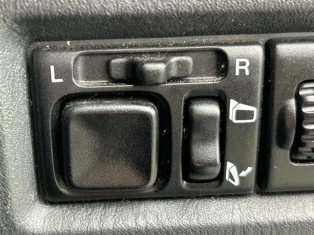 スズキ ジムニー ランドベンチャー 静岡県 2007(平19)年 5.3万km ブルーイッシュブラックパール3 CDオーディオ（FM/AM/CD/MD）/ETC/D席シートヒーター/ヘットライトレベライザー/純正フロアマット/純正マッドガード/電動格納ミラー/ドアバイザー/純正16インチAW