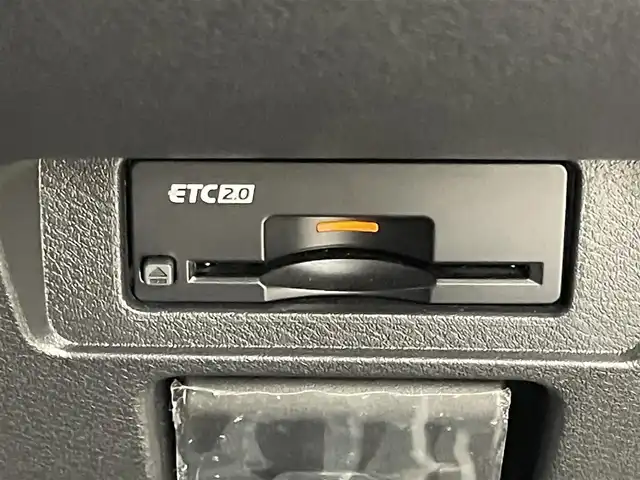 日産 ノート オーテック クロスオーバー 福岡県 2022(令4)年 0.9万km オーロラフレアブルーパール 純正９型ナビ／フルセグＴＶ　/全方位カメラ　/ワイヤレス充電　/ドラレコ　/ビルトインＥＴＣ２．０　/デジタルインナーミラー　/コーナーセンサー　/エマージェンシーブレーキ　/レーンキープ　/ＢＳＷ　/純正１６インチＡＷ