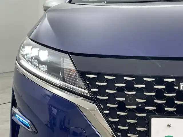日産 ノート オーテック クロスオーバー 福岡県 2022(令4)年 0.9万km オーロラフレアブルーパール 純正９型ナビ／フルセグＴＶ　/全方位カメラ　/ワイヤレス充電　/ドラレコ　/ビルトインＥＴＣ２．０　/デジタルインナーミラー　/コーナーセンサー　/エマージェンシーブレーキ　/レーンキープ　/ＢＳＷ　/純正１６インチＡＷ