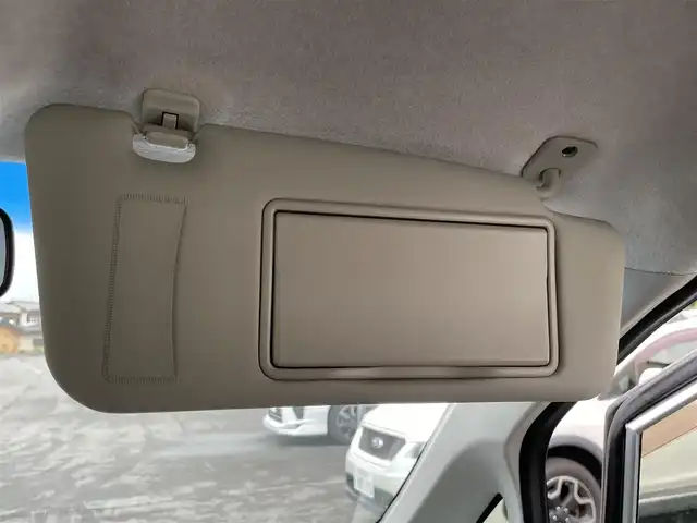 ダイハツ ムーヴ カスタム X LTD 静岡県 2013(平25)年 5.9万km ブライトシルバーメタリック 純正ナビ　/・ＴＶ/・CD再生　/・ＡＵＸ入力端子　/・ＵＳＢ入力端子　/プッシュスタート　/スマートキー　/ベンチシート　/フロアマット　/純正アルミホイール　/ＬＥＤオートライト