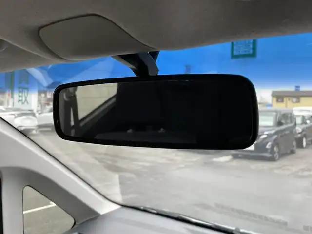 ダイハツ ムーヴ カスタム X LTD 静岡県 2013(平25)年 5.9万km ブライトシルバーメタリック 純正ナビ　/・ＴＶ/・CD再生　/・ＡＵＸ入力端子　/・ＵＳＢ入力端子　/プッシュスタート　/スマートキー　/ベンチシート　/フロアマット　/純正アルミホイール　/ＬＥＤオートライト