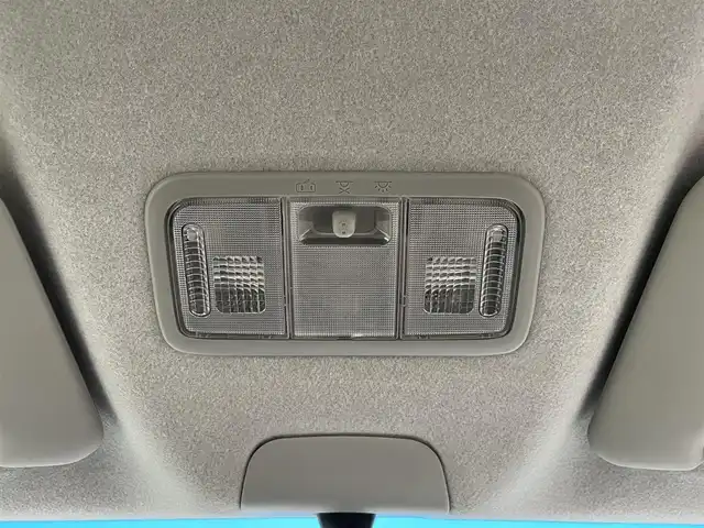 ダイハツ ムーヴ カスタム X LTD 静岡県 2013(平25)年 5.9万km ブライトシルバーメタリック 純正ナビ　/・ＴＶ/・CD再生　/・ＡＵＸ入力端子　/・ＵＳＢ入力端子　/プッシュスタート　/スマートキー　/ベンチシート　/フロアマット　/純正アルミホイール　/ＬＥＤオートライト