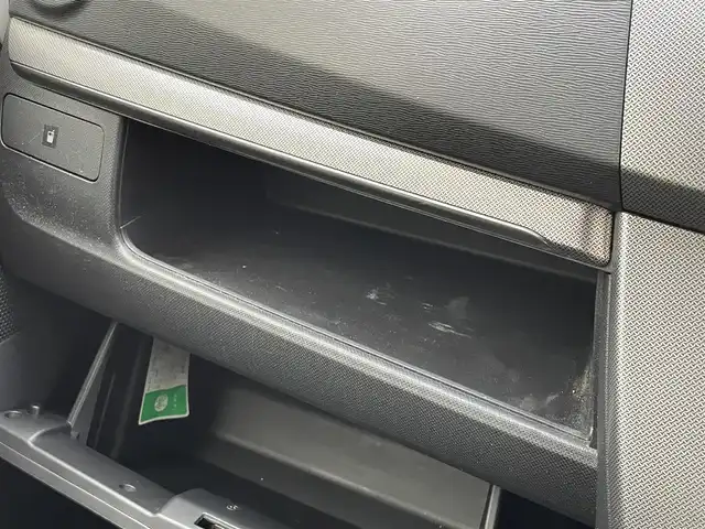 ダイハツ ムーヴ カスタム X LTD 静岡県 2013(平25)年 5.9万km ブライトシルバーメタリック 純正ナビ　/・ＴＶ/・CD再生　/・ＡＵＸ入力端子　/・ＵＳＢ入力端子　/プッシュスタート　/スマートキー　/ベンチシート　/フロアマット　/純正アルミホイール　/ＬＥＤオートライト