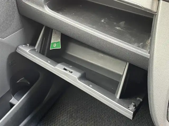 ダイハツ ムーヴ カスタム X LTD 静岡県 2013(平25)年 5.9万km ブライトシルバーメタリック 純正ナビ　/・ＴＶ/・CD再生　/・ＡＵＸ入力端子　/・ＵＳＢ入力端子　/プッシュスタート　/スマートキー　/ベンチシート　/フロアマット　/純正アルミホイール　/ＬＥＤオートライト