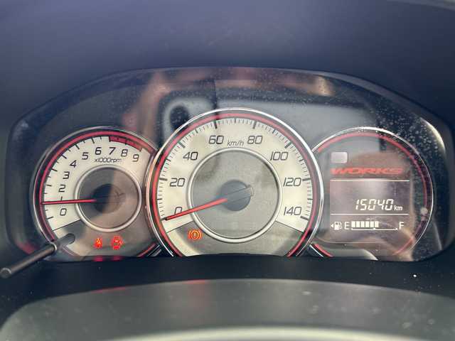 スズキ アルト ワークス 奈良県 2016(平28)年 1.5万km パールホワイト クラリオンオーディオ/CD AUX FM AM/RECARO セミバケットシート/社外マフラー/RSRダウンサス/5MT/電動格納ミラー/スマートキー/プッシュスタート/HIDヘッドライト/オートライト