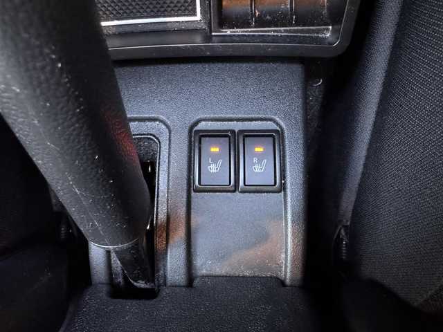 スズキ ジムニー シエラ JC 奈良県 2023(令5)年 1.8万km ジャングルグリーン carrozzeriaディスプレイオーディオ/（BT/AppleCarPlay/AndroidAut）/レーダークルズコントロール/バックカメラ/衝突軽減システム/レーンキープアシスト/前席シートヒーター/ルーフキャリア/デジタルインナーミラー/ステアリングスイッチ/LEDヘッドライト/オートライト/ヘッドライトウォッシャー/ETC/前後ドライブレコーダー/純正15インチAW/保証書/取り扱い説明書/スペアキーX1