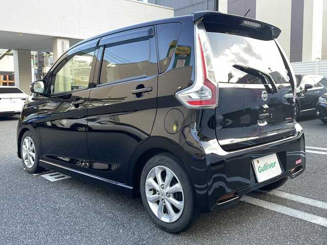 日産 デイズ ハイウェイスターX 大阪府 2017(平29)年 7.5万km ブラック /登録時走行距離/　　　　　　　74649キロ/ワンオーナー/アイドリングストップ/アランドビューモニター/オートライト/ETC/新車時整備手帳/　　【保証書】/取扱説明書/