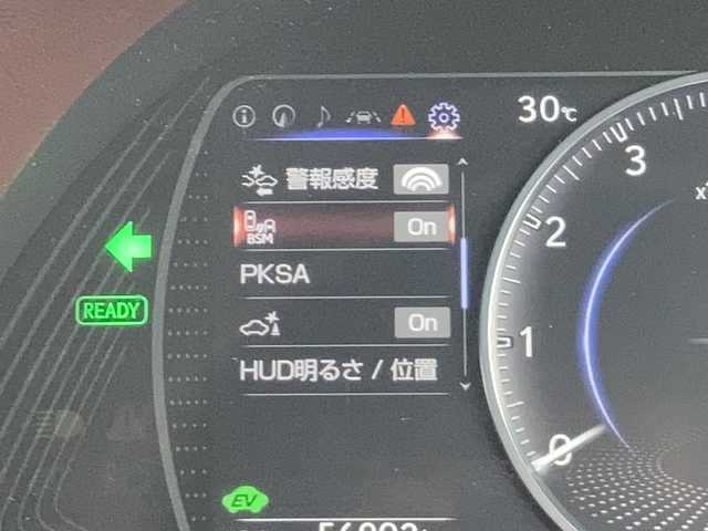 レクサス ＥＳ 300h バージョンL 佐賀県 2019(令1)年 5.7万km ソニッククォーツ サンルーフ/純正ナビ/パノラマミックビューモニター/レクサスセーフティ/・プリクラッシュセーフティ/・レーンディパーチャーアラート/・オートハイビーム/・アダプティブクルーズコントロール/・ブラインドスポットモニター/・ヘッドアップディスプレイ/レザーシート/メモリパワーシート/シートヒーター/エアシート/ステアリングヒーター/デジタルインナーミラー/デジタルアウターミラー/ステアリングリモコン/パワートランク/ETC2.0 /ドライブレコーダー/電動パーキングブレーキ/オートブレーキホールド/LEDヘッドライト/純正アルミホイール